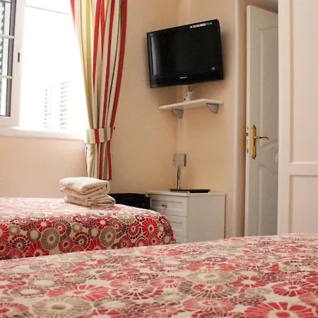 Apartment ★benz Home★ 20mts From Beach *