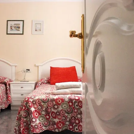 ★benz Home★ 20mts From Beach Arinaga