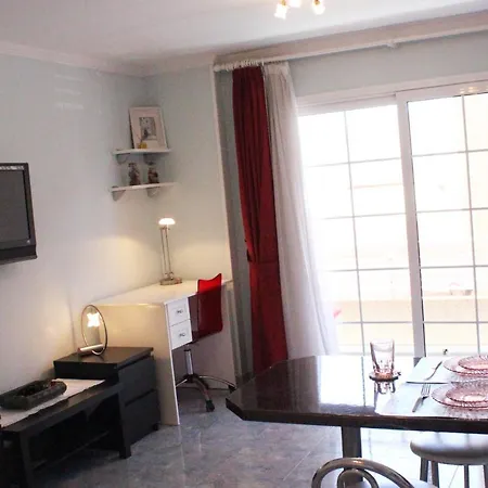 Apartment ★benz Home★ 20mts From Beach *