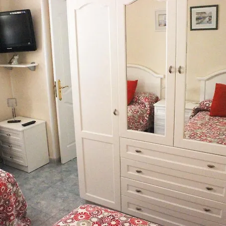 Apartment ★benz Home★ 20mts From Beach *