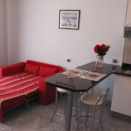 ★benz Home★ 20mts From Beach Apartamento Arinaga